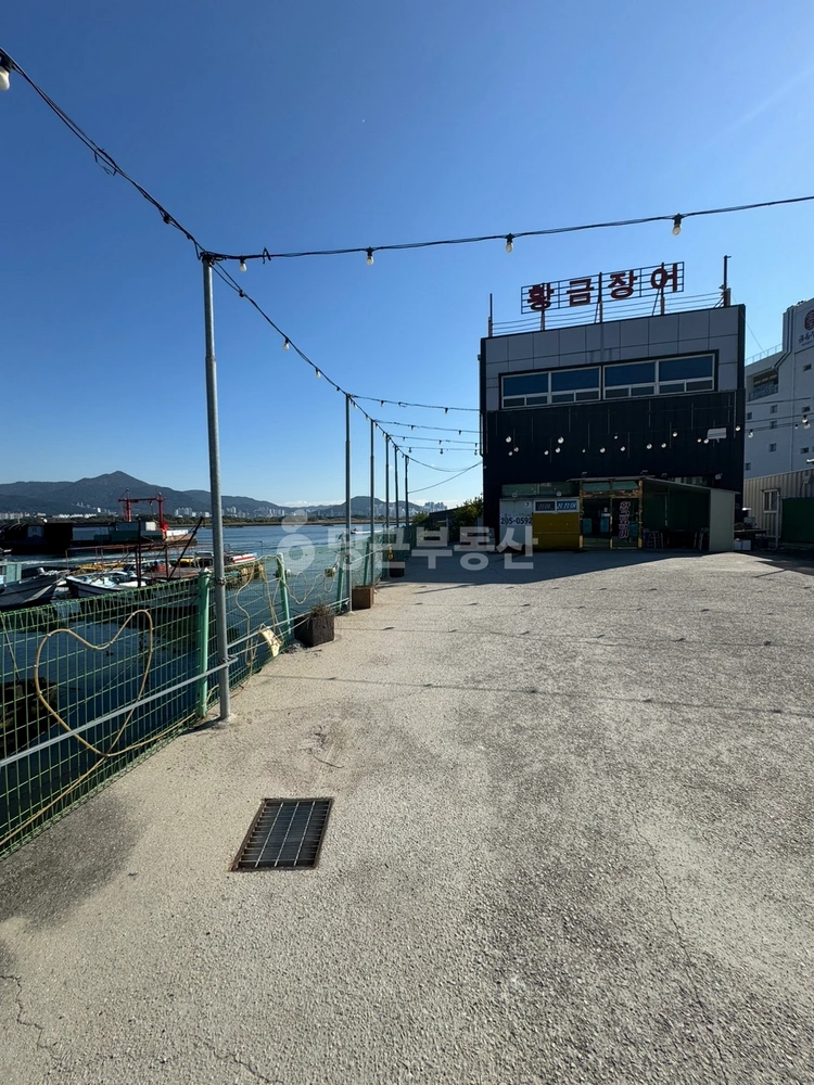 부산광역시 강서구 명지동 상가 사진 1