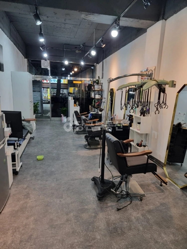 경기도 안산시 상록구 본오동 상가 사진 1