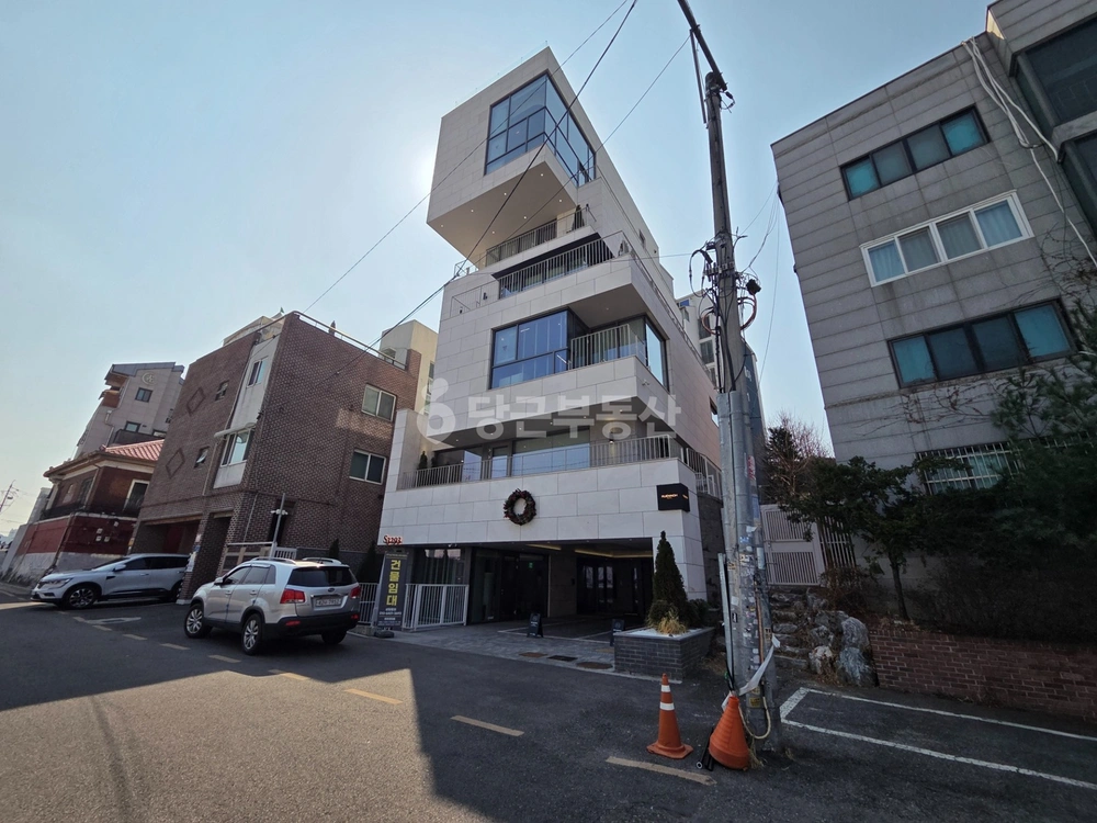 서울특별시 마포구 서교동 건물 사진 1