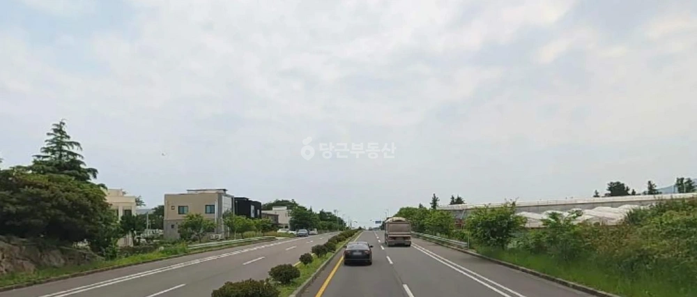 제주특별자치도 제주시 애월읍 토지 사진 1