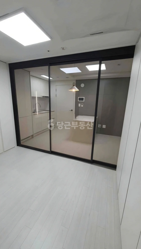 서울특별시 영등포구 여의도동 오피스텔 사진 1