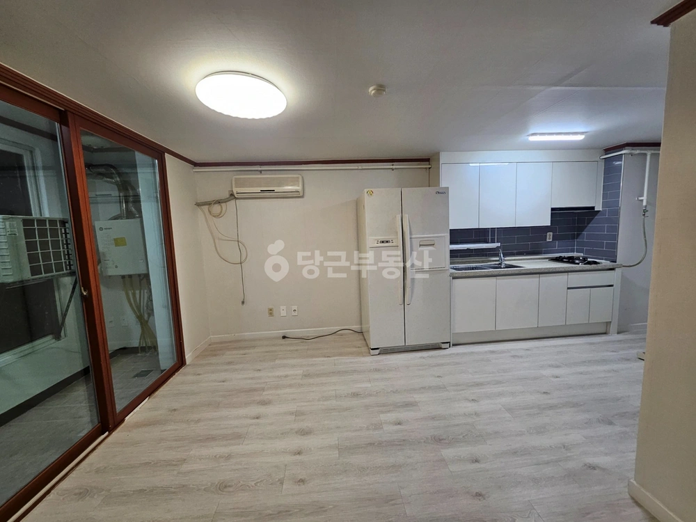 대전광역시 서구 탄방동 원룸 사진 1