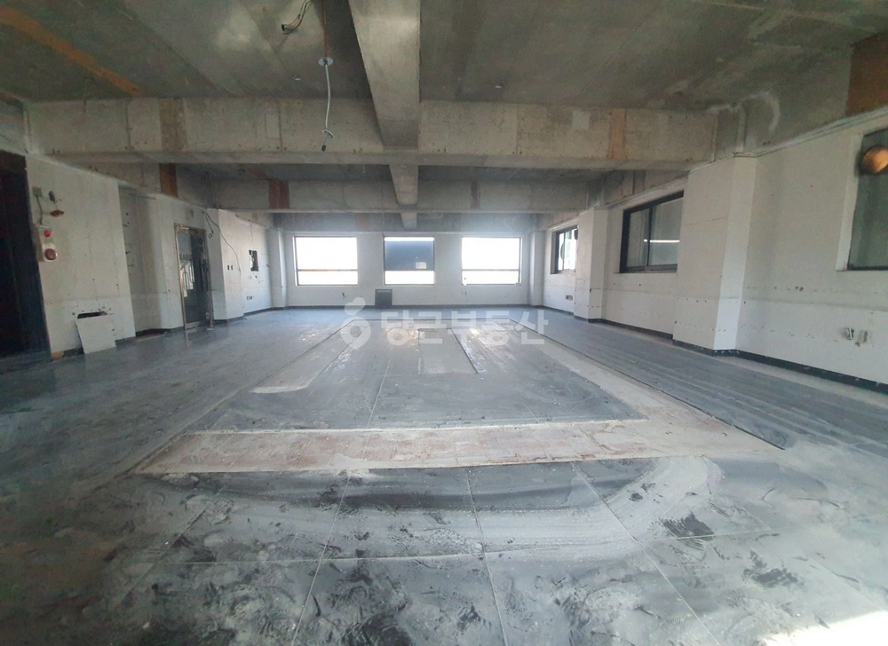 경기도 수원시 권선구 곡반정동 상가 사진 1