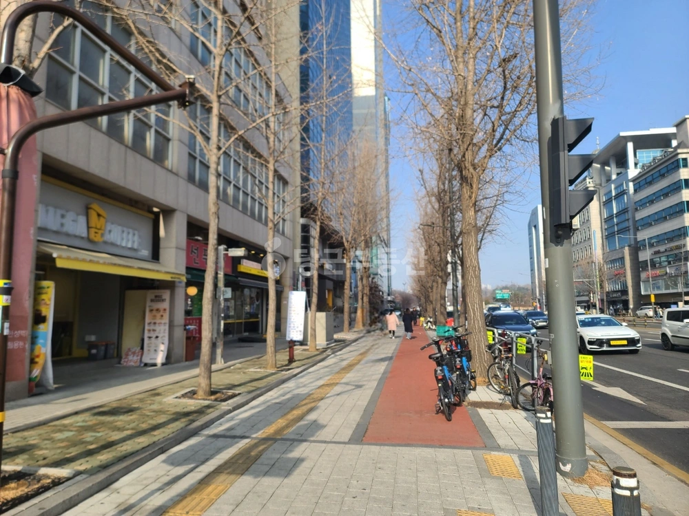서울특별시 송파구 방이동 상가 사진 1