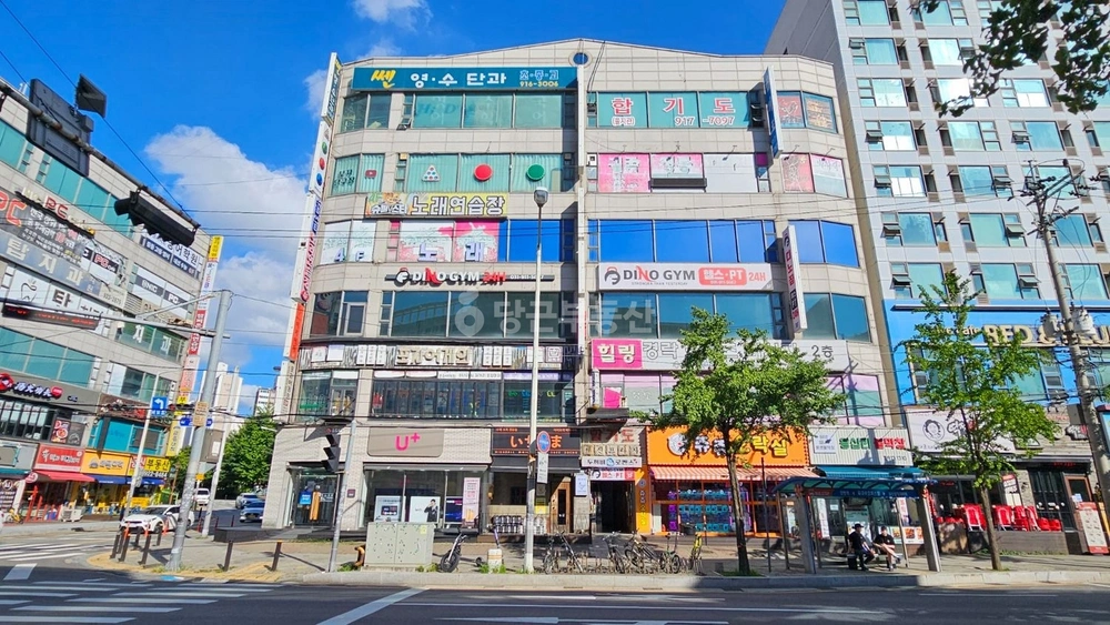경기도 고양시 일산서구 탄현동 상가 사진 1