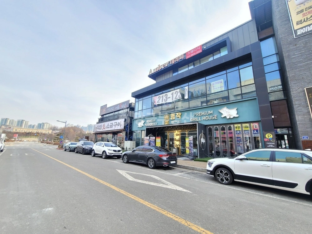 충청북도 청주시 청원구 율량동 상가 사진 1