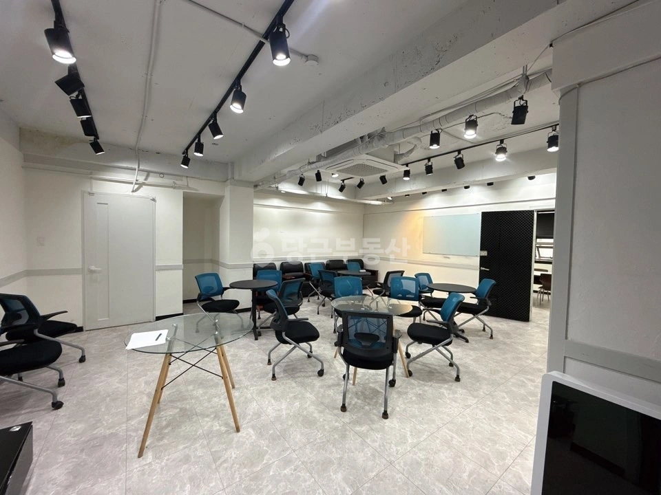 서울특별시 강남구 역삼동 사무실 사진 1