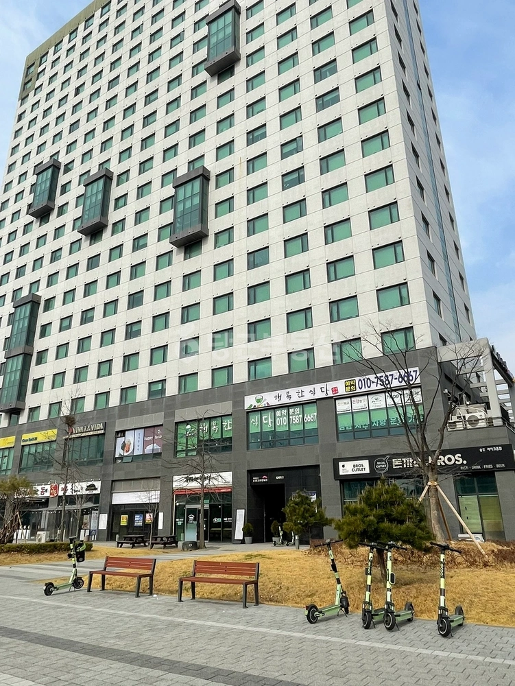 인천광역시 연수구 송도동 상가 사진 1