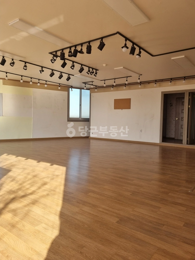 전남광주통합특별시 북구 양산동 상가 사진 1