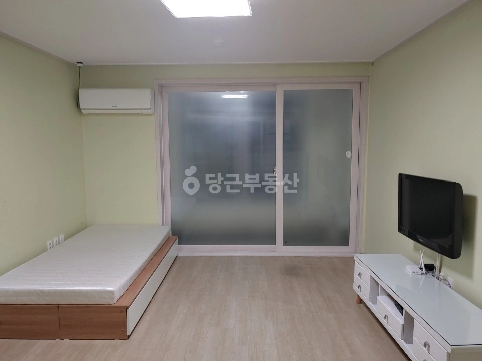 대전광역시 서구 용문동 아파트 사진 1