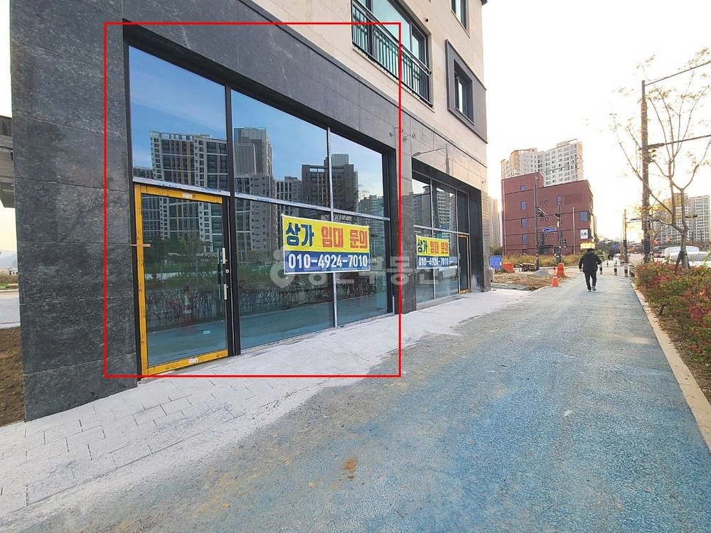 충청남도 아산시 모종동 상가 사진 1