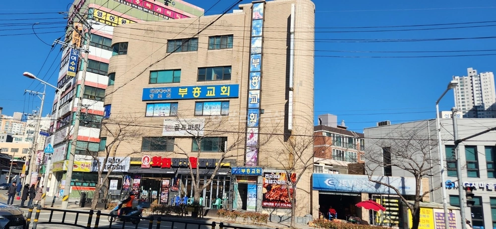 부산광역시 금정구 장전동 상가 사진 1