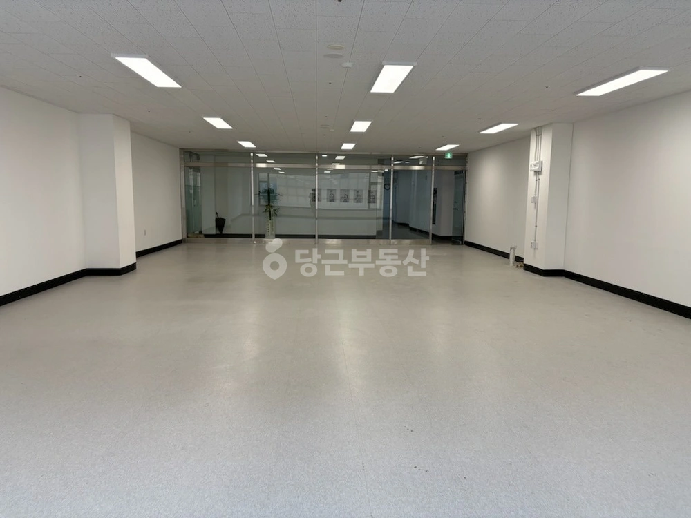경기도 고양시 일산동구 장항동 사무실 사진 1