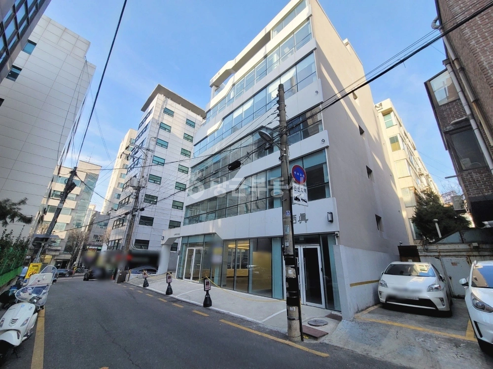 서울특별시 서초구 잠원동 상가 사진 1