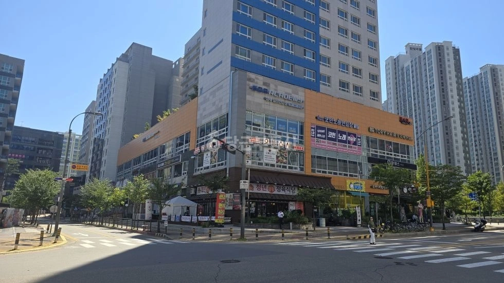 경기도 파주시 야당동 상가 사진 1