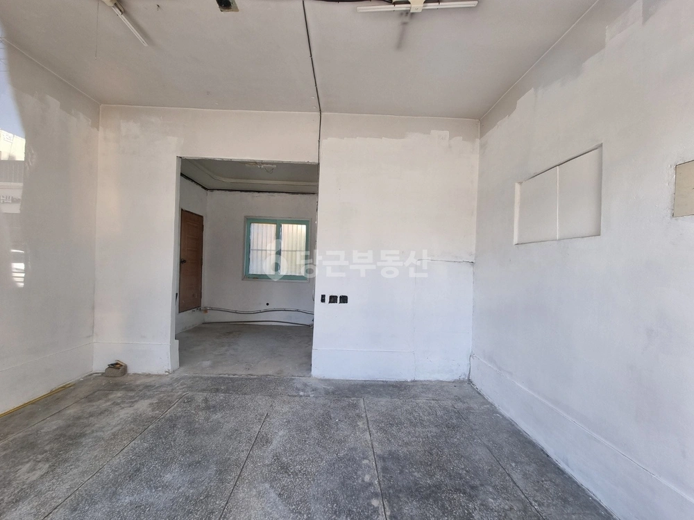 부산광역시 동래구 사직동 상가 사진 1