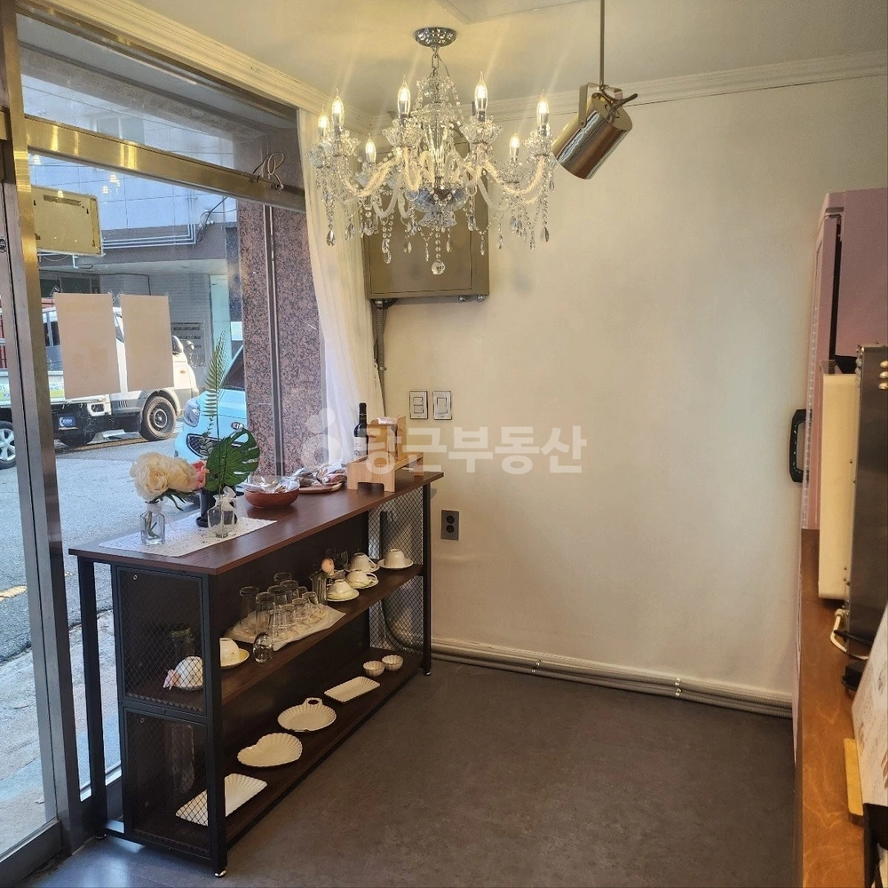 부산광역시 부산진구 개금동 상가 사진 1