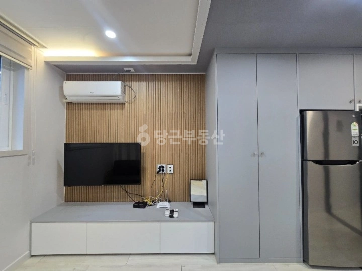 대전광역시 서구 탄방동 원룸 사진 1