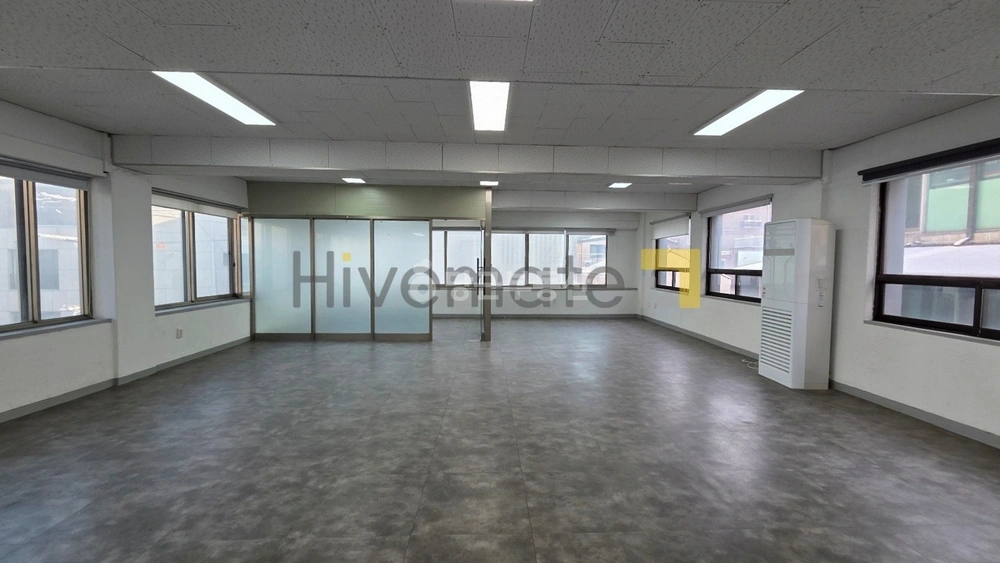 서울특별시 강남구 논현동 사무실 사진 1