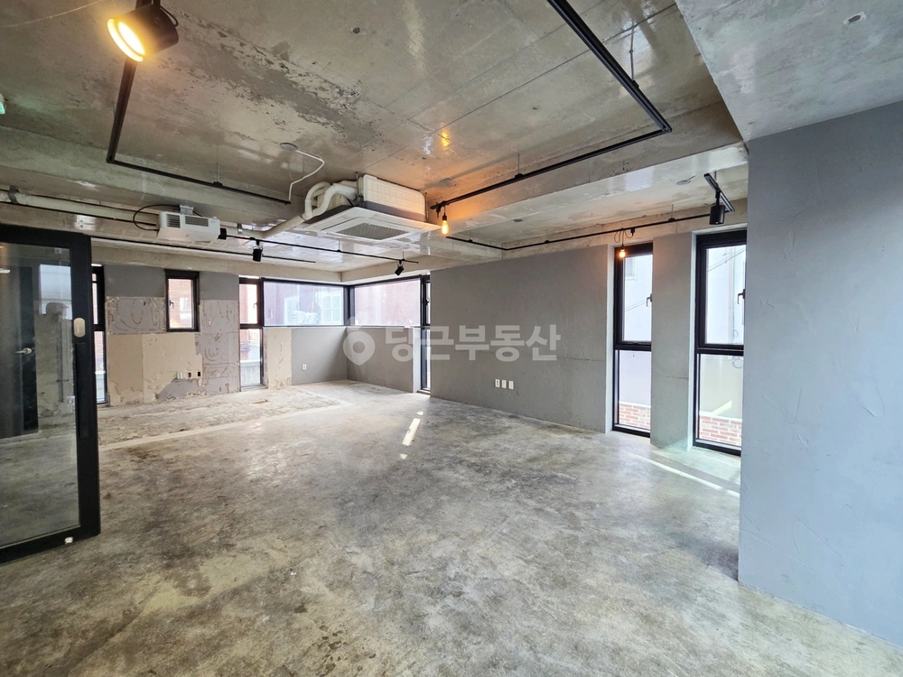 서울특별시 마포구 망원동 상가 사진 1