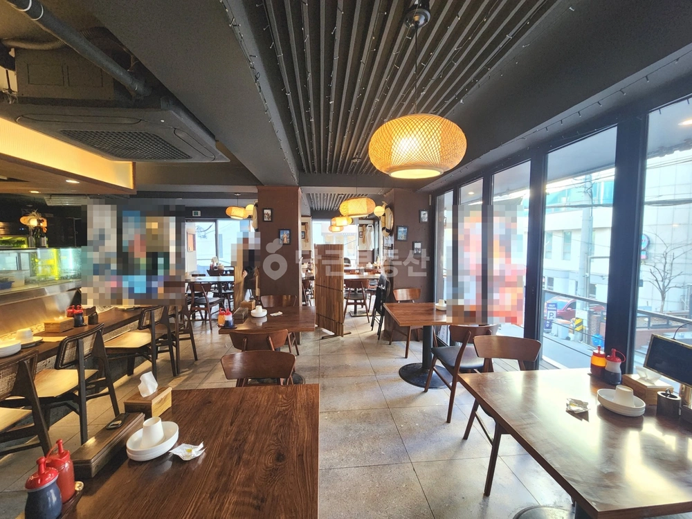 서울특별시 강남구 신사동 상가 사진 1