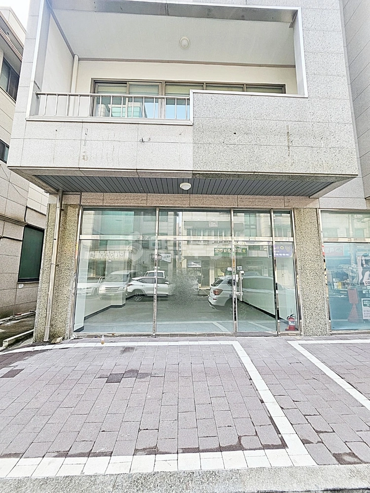 경기도 수원시 권선구 곡반정동 상가 사진 1