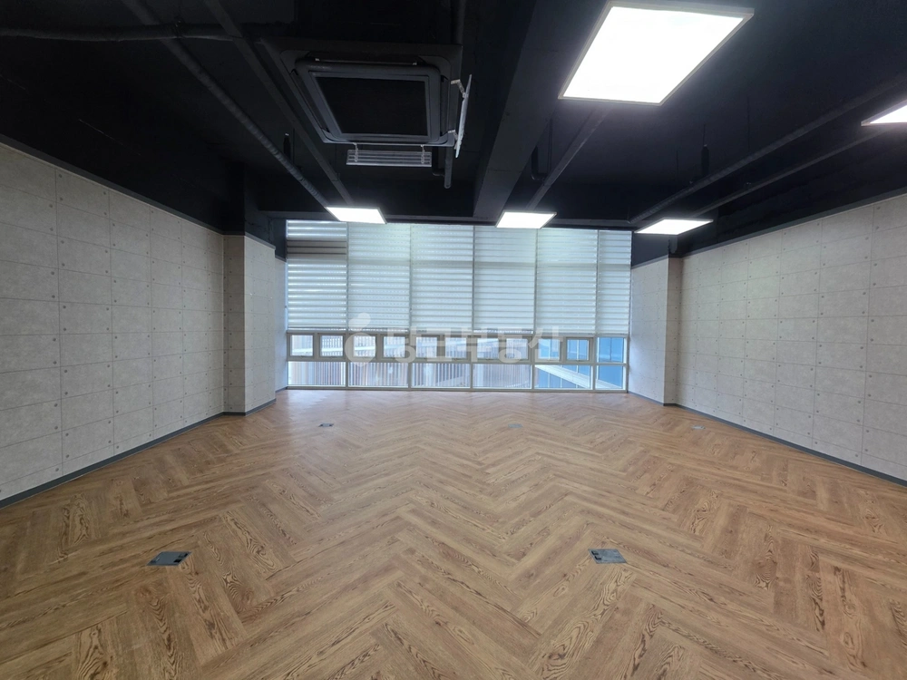 경기도 안양시 동안구 관양동 사무실 사진 1