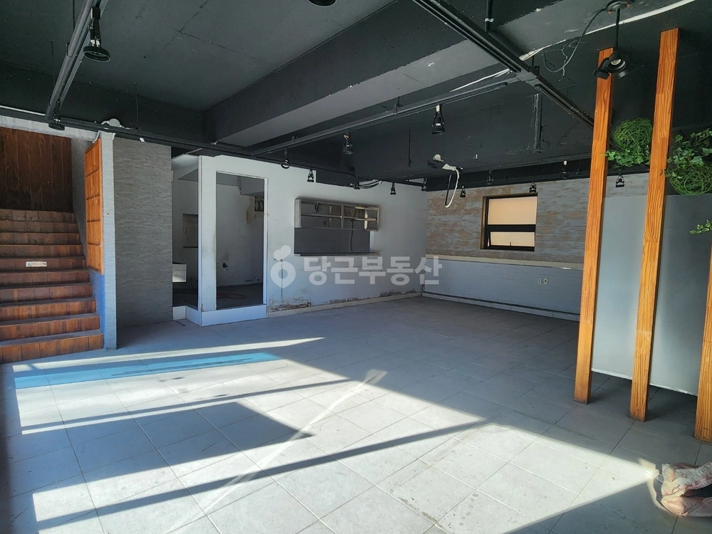 부산광역시 동래구 안락동 상가 사진 1