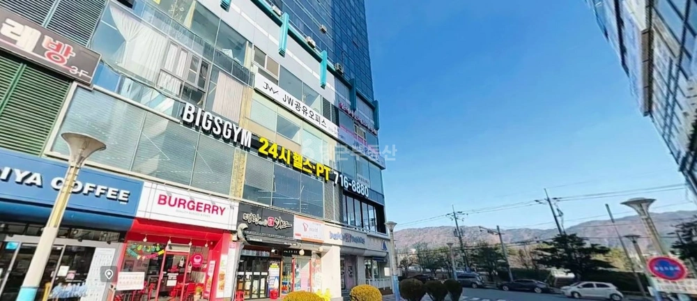 경상남도 창원시 성산구 용호동 상가 사진 1
