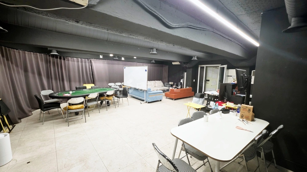 서울특별시 강남구 역삼동 상가 사진 1