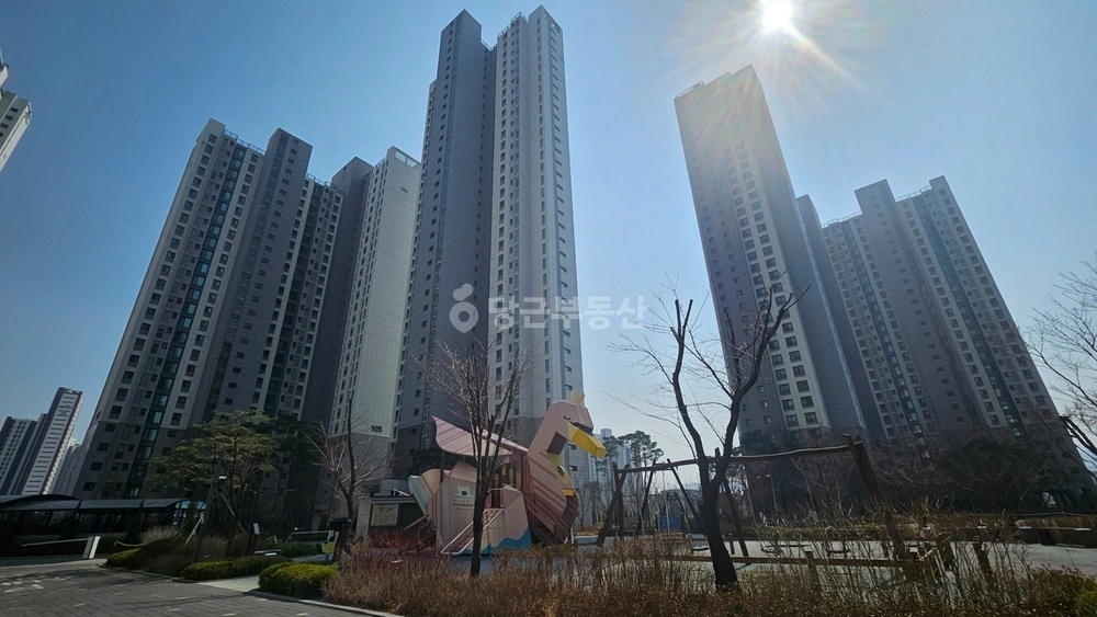 충청남도 아산시 탕정면 아파트 사진 1