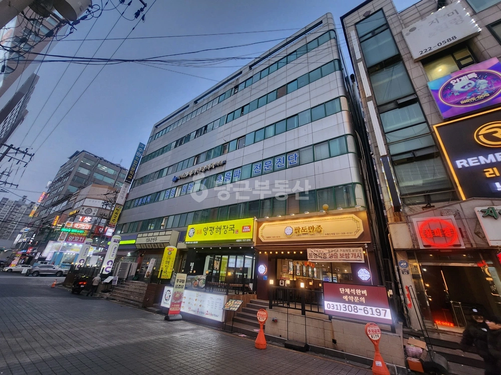 경기도 수원시 팔달구 인계동 상가 사진 1