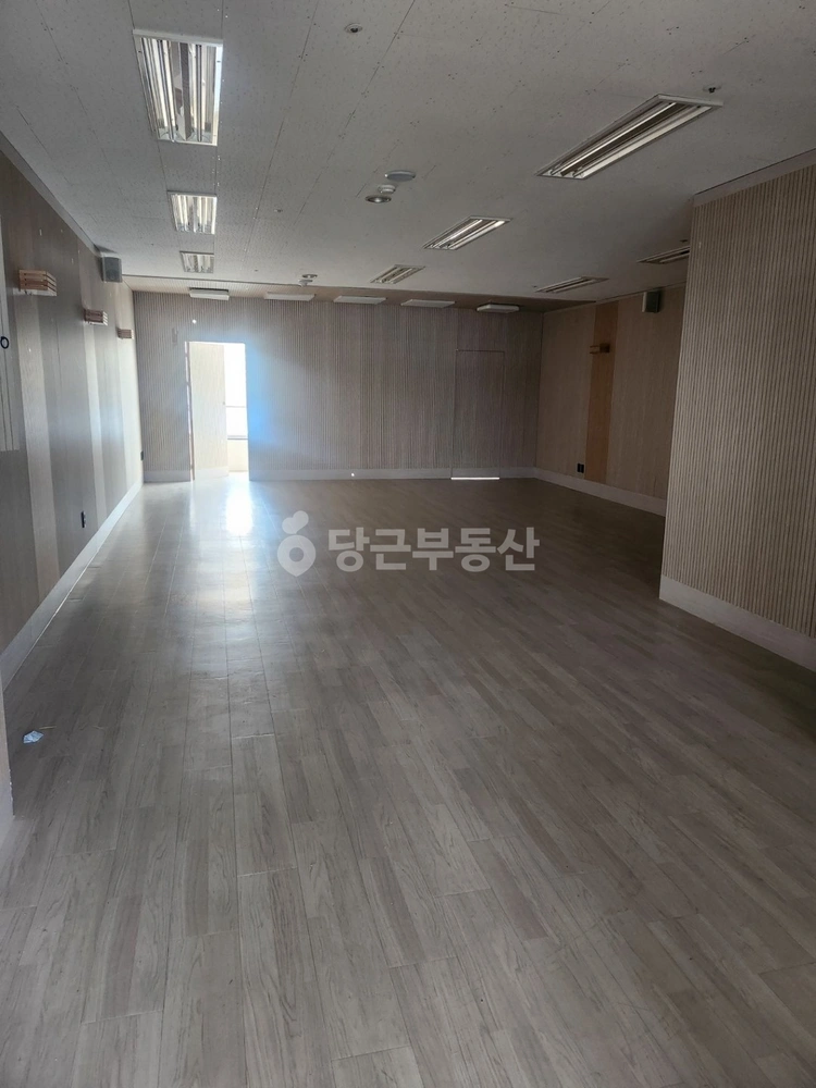 경기도 파주시 와동동 상가 사진 1