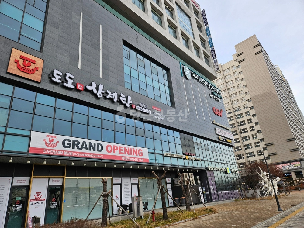 충청남도 천안시 서북구 불당동 상가 사진 1