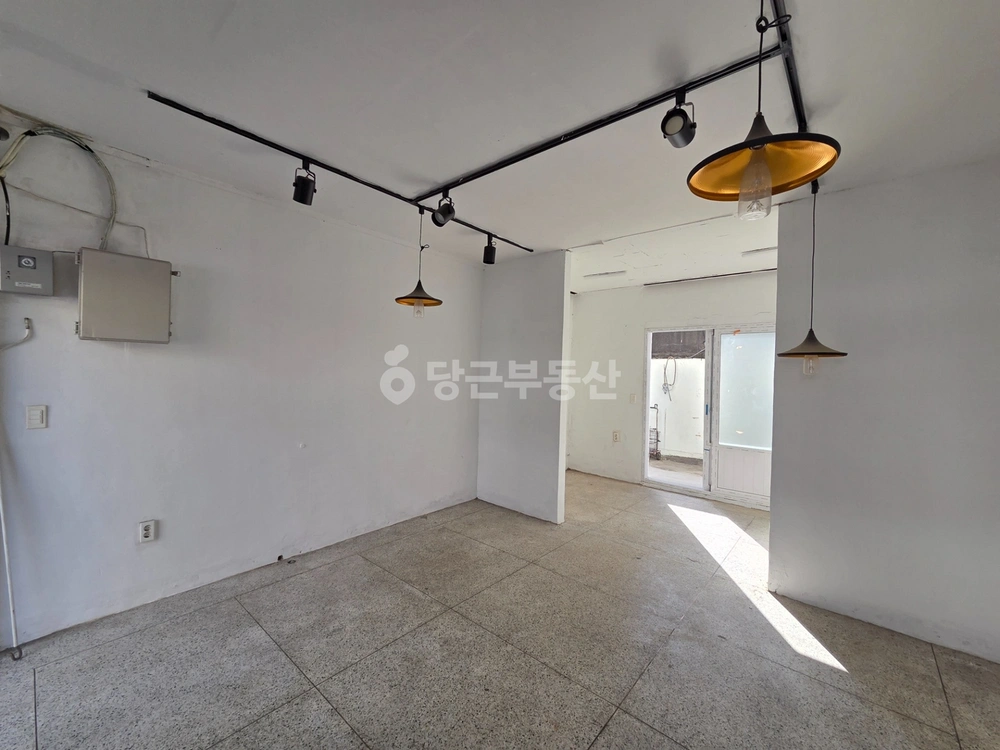 제주특별자치도 제주시 용담2동 상가 사진 1