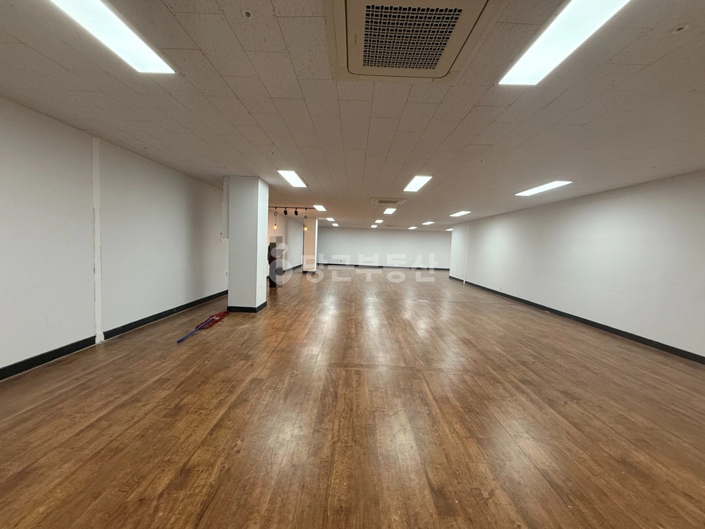 경기도 고양시 일산동구 장항동 상가 사진 1