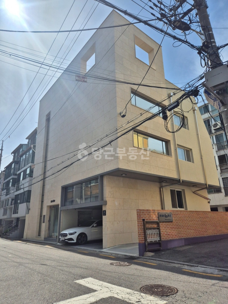 서울특별시 마포구 서교동 건물 사진 1