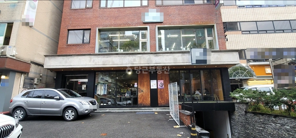 서울특별시 마포구 동교동 상가 사진 1