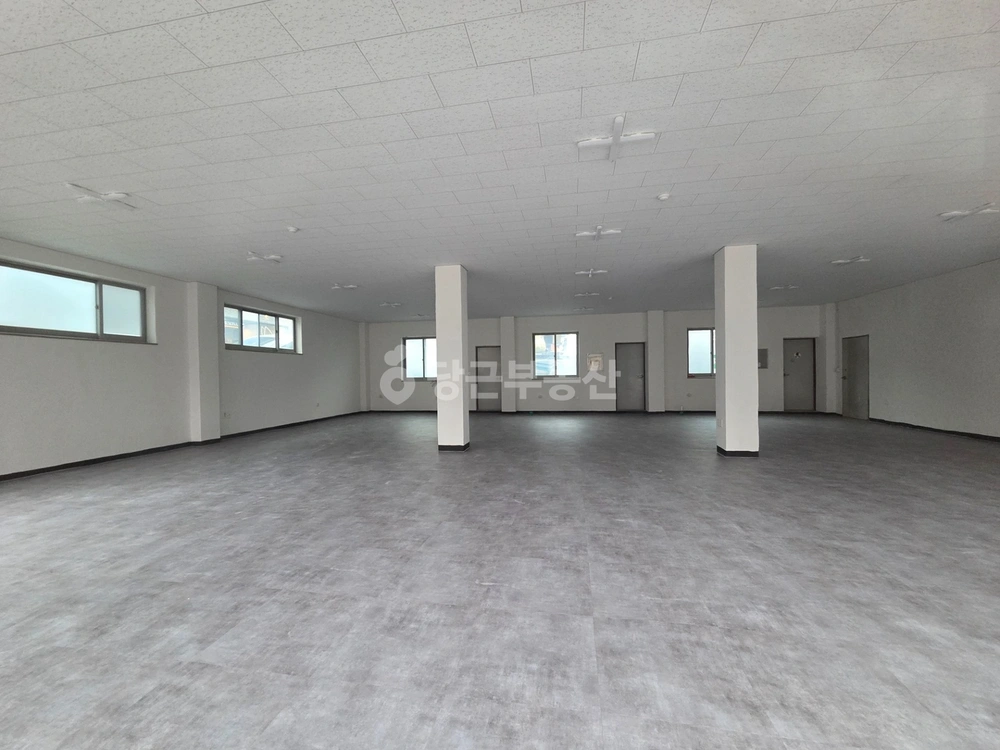 대구광역시 수성구 범어동 상가 사진 1
