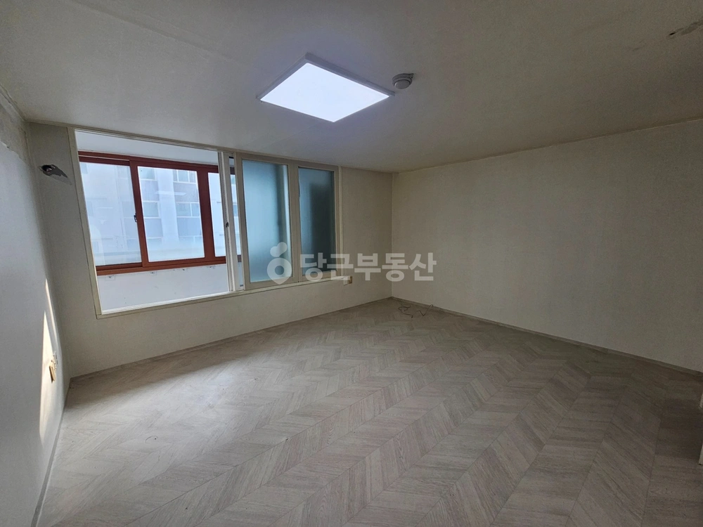 제주특별자치도 제주시 용담삼동 아파트 사진 1
