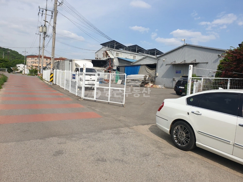 경기도 고양시 덕양구 관산동 공장/창고 사진 1