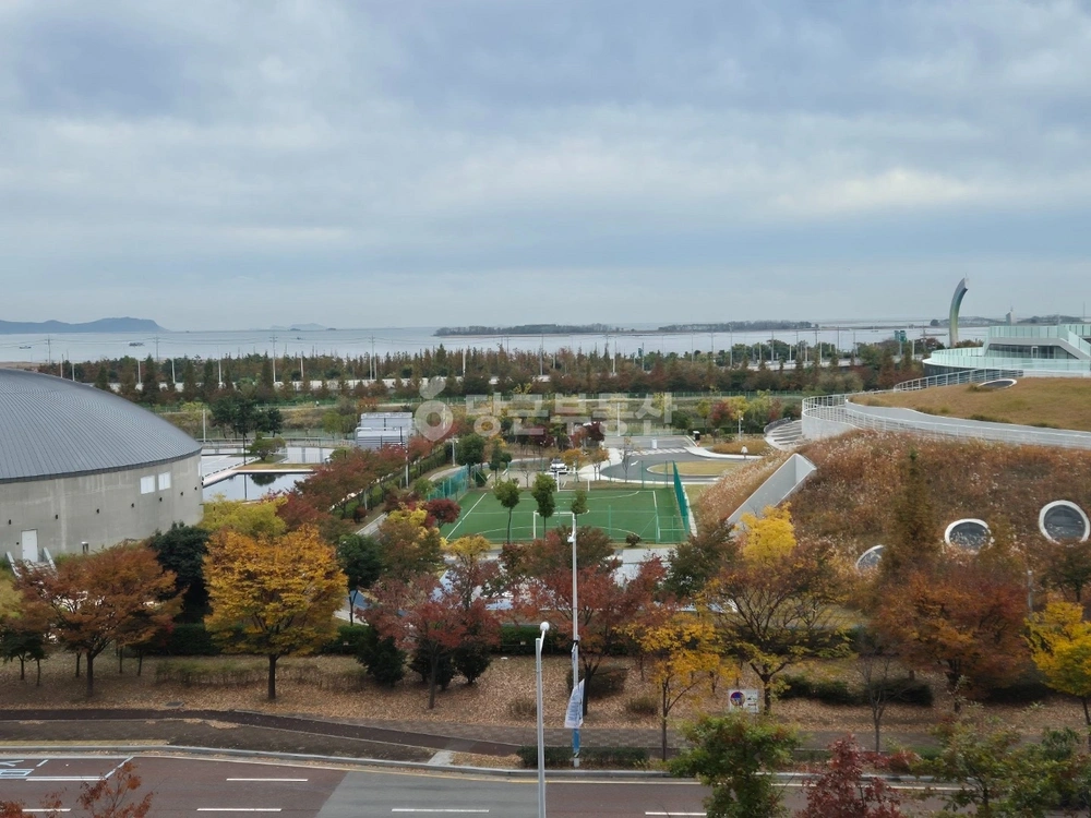 부산광역시 강서구 명지동 아파트 사진 1