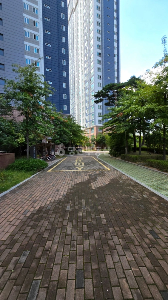 부산광역시 강서구 명지동 아파트 사진 1