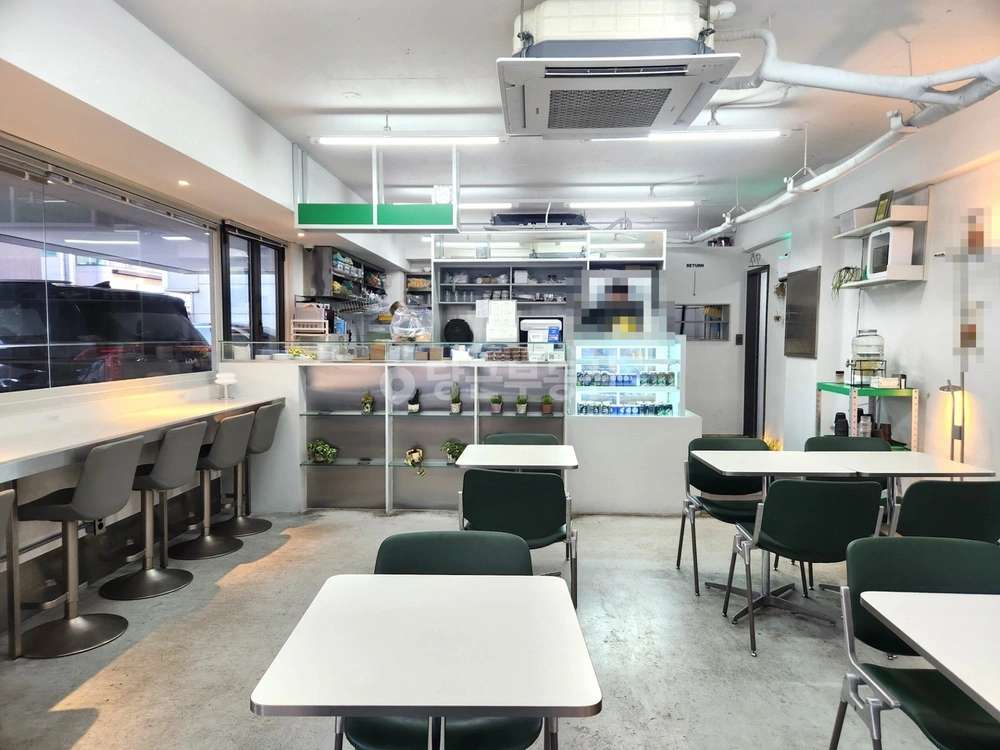 서울특별시 마포구 서교동 상가 사진 1