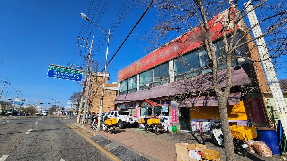 경기도 고양시 일산서구 덕이동 건물 사진 1
