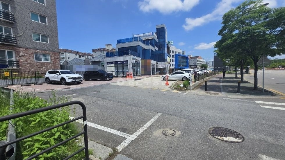 경기도 고양시 일산서구 덕이동 상가 사진 1