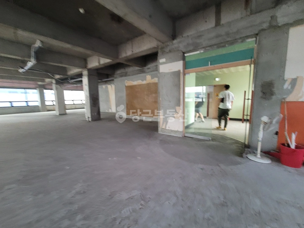 대전광역시 서구 둔산동 상가 사진 1