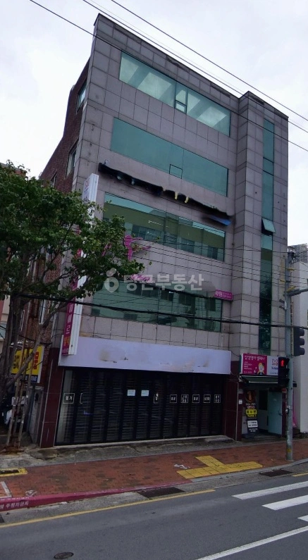 부산광역시 동래구 명륜동 상가 사진 1