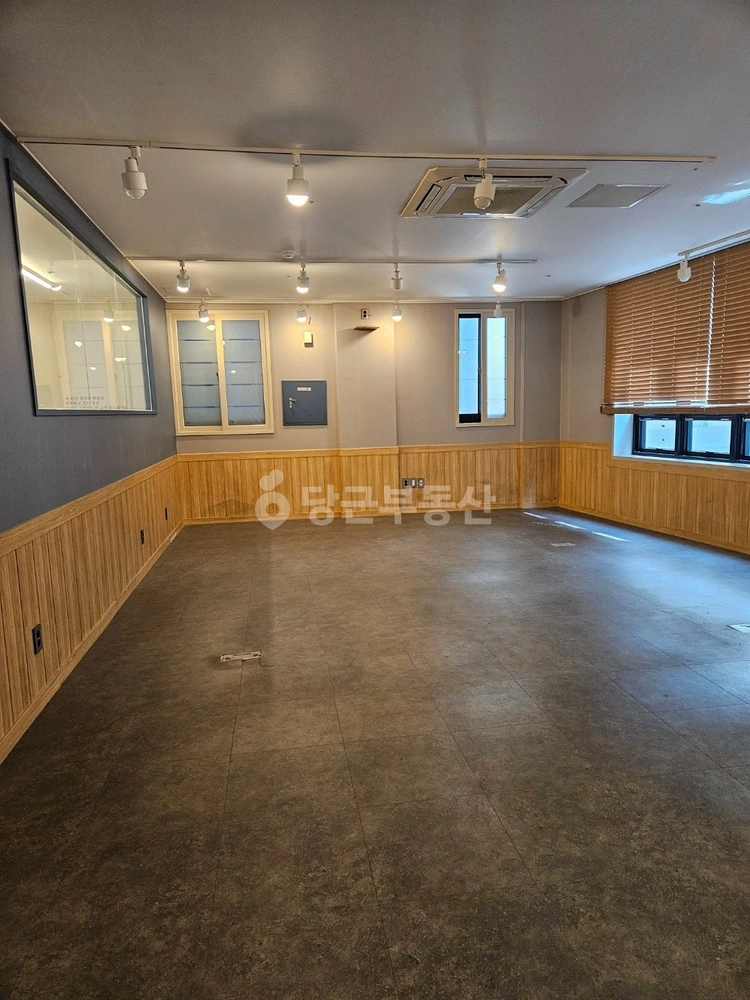 부산광역시 동래구 온천동 상가 사진 1