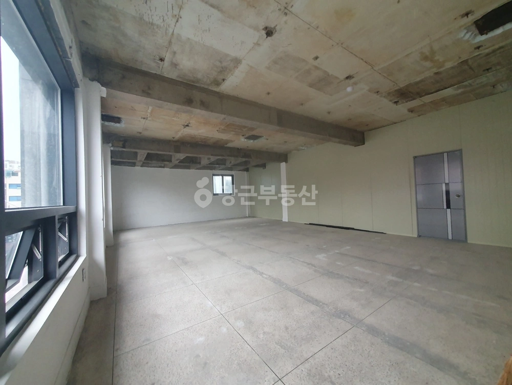 경기도 수원시 권선구 권선동 상가 사진 1